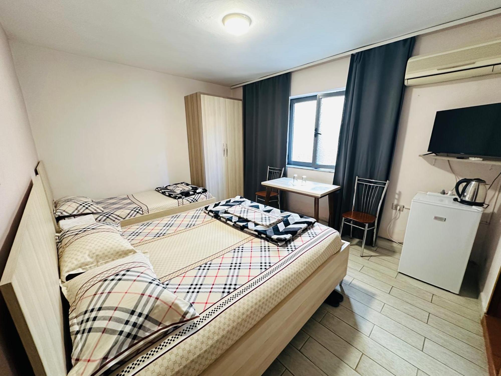 Urban Life Tirana- Economy Rooms Exterior foto