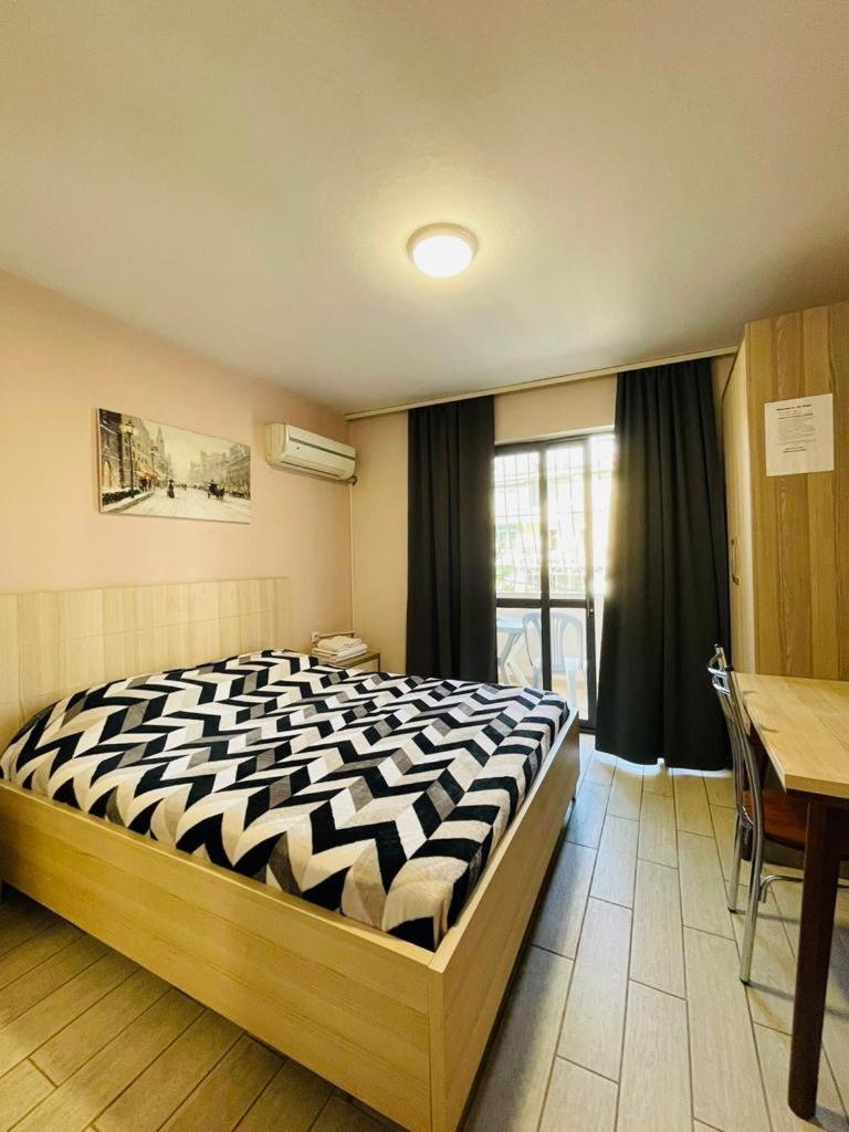 Urban Life Tirana- Economy Rooms Exterior foto